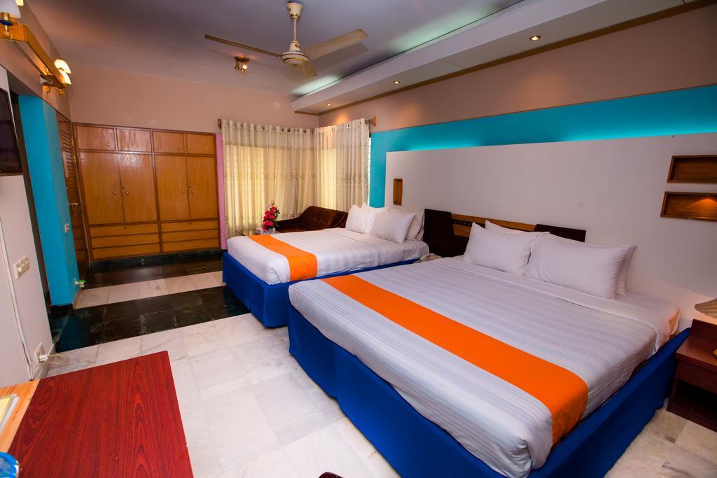 Hotel Golden Deer Dacca Exterior foto