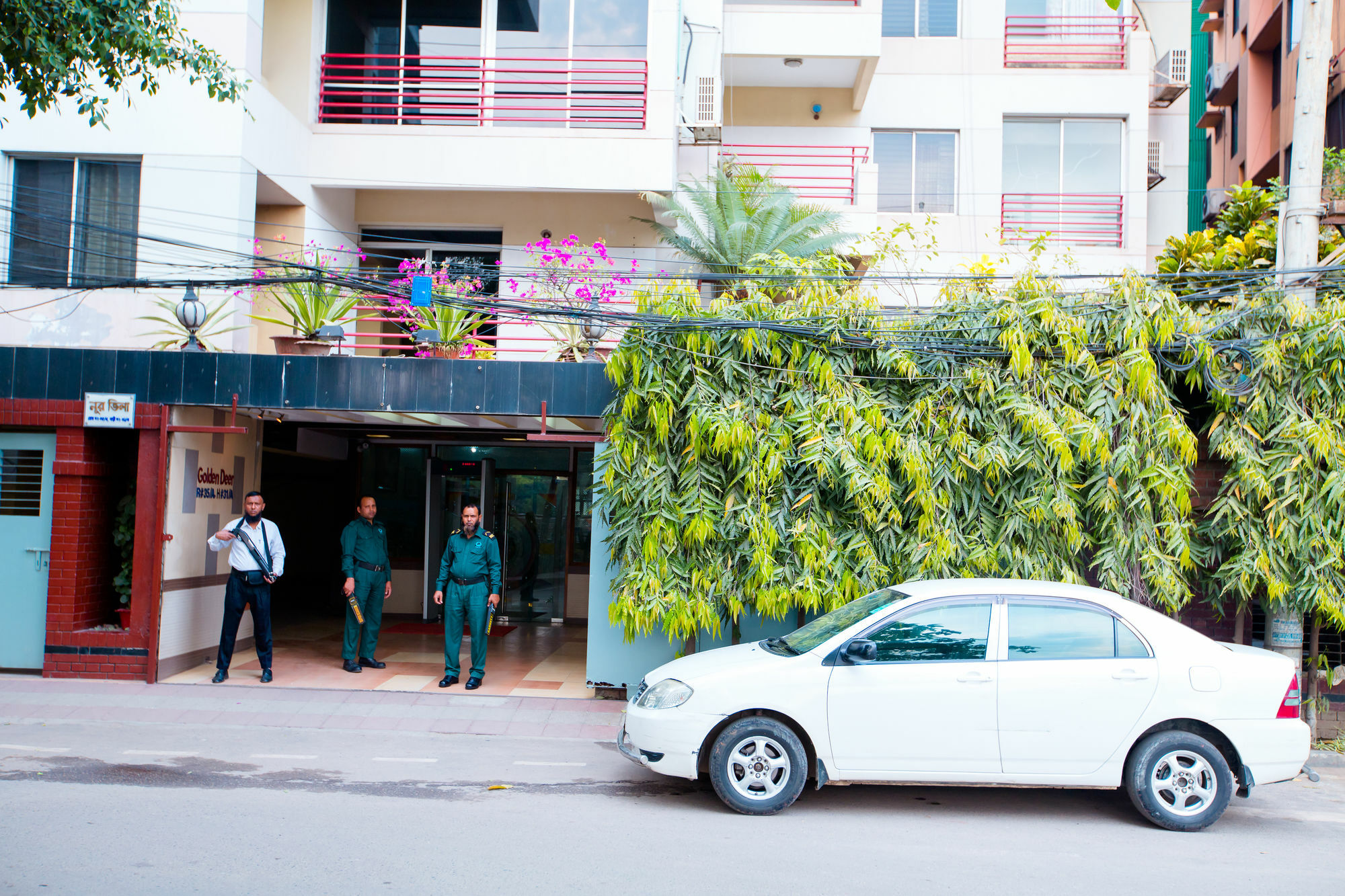 Hotel Golden Deer Dacca Exterior foto