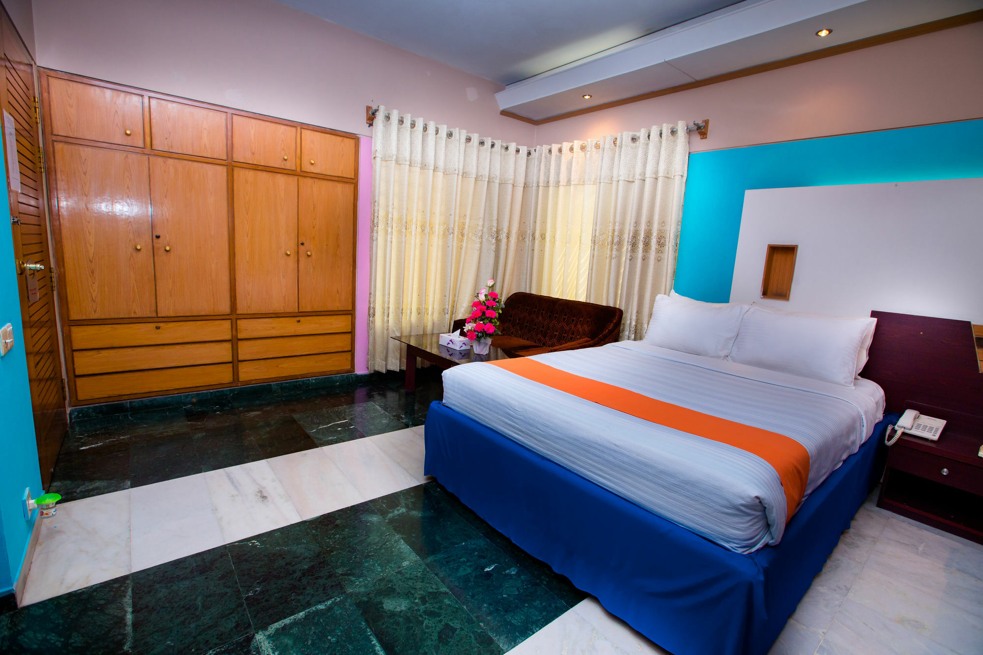 Hotel Golden Deer Dacca Exterior foto